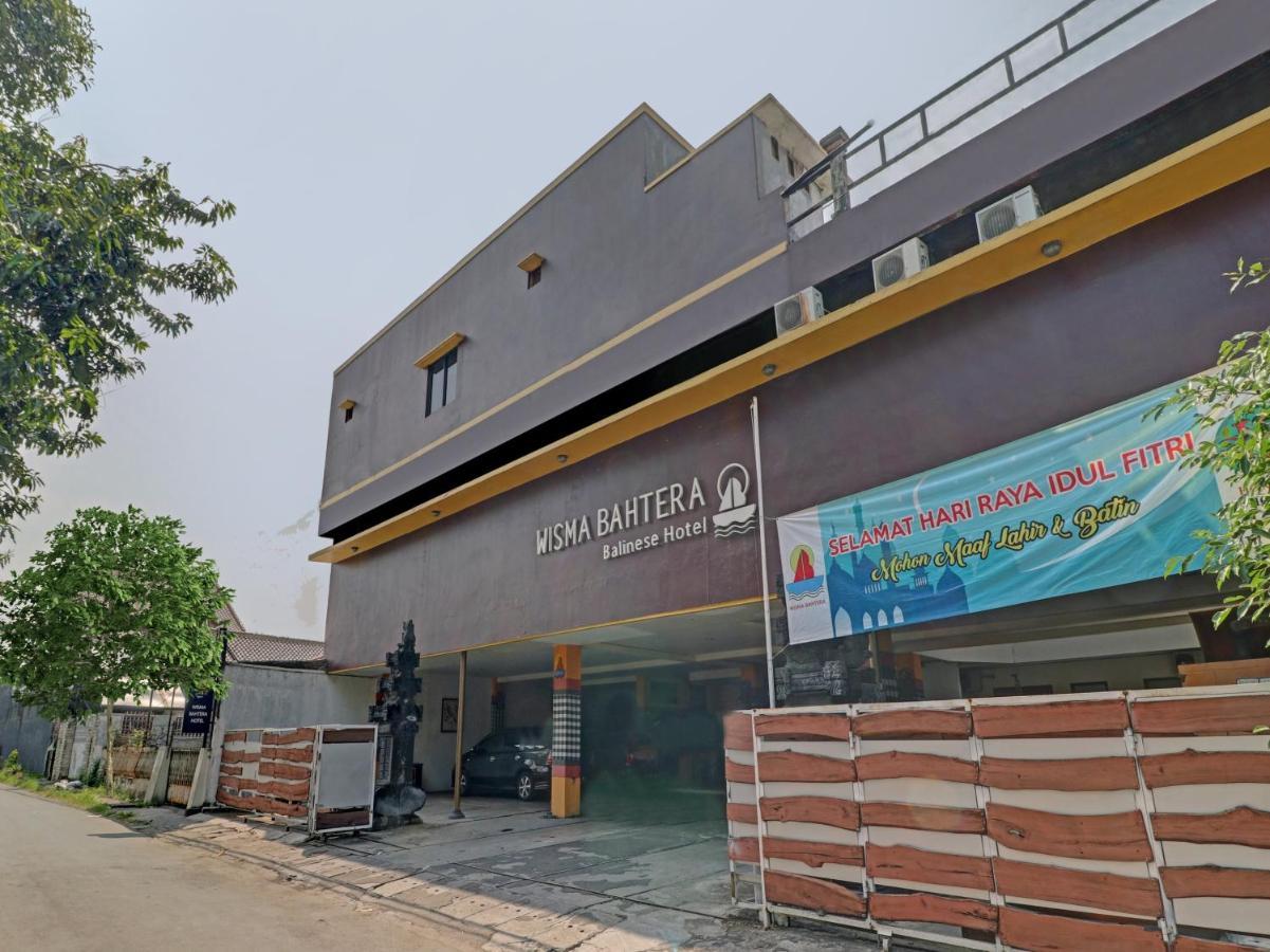 Capital O 90407 Wisma Bahtera Hotel Cirebon Bagian luar foto