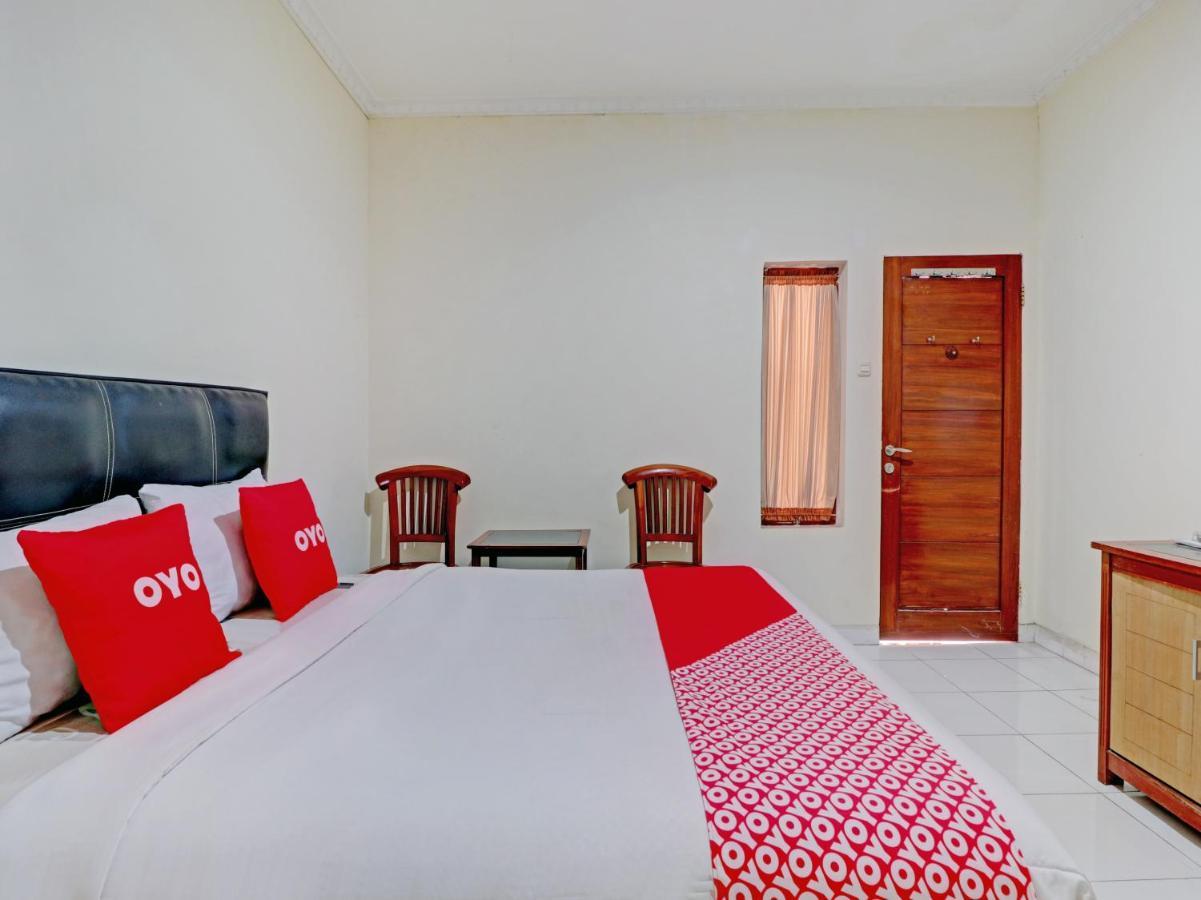 Capital O 90407 Wisma Bahtera Hotel Cirebon Bagian luar foto