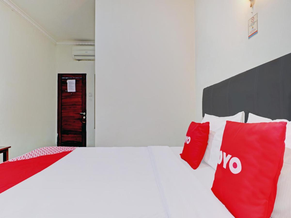 Capital O 90407 Wisma Bahtera Hotel Cirebon Bagian luar foto